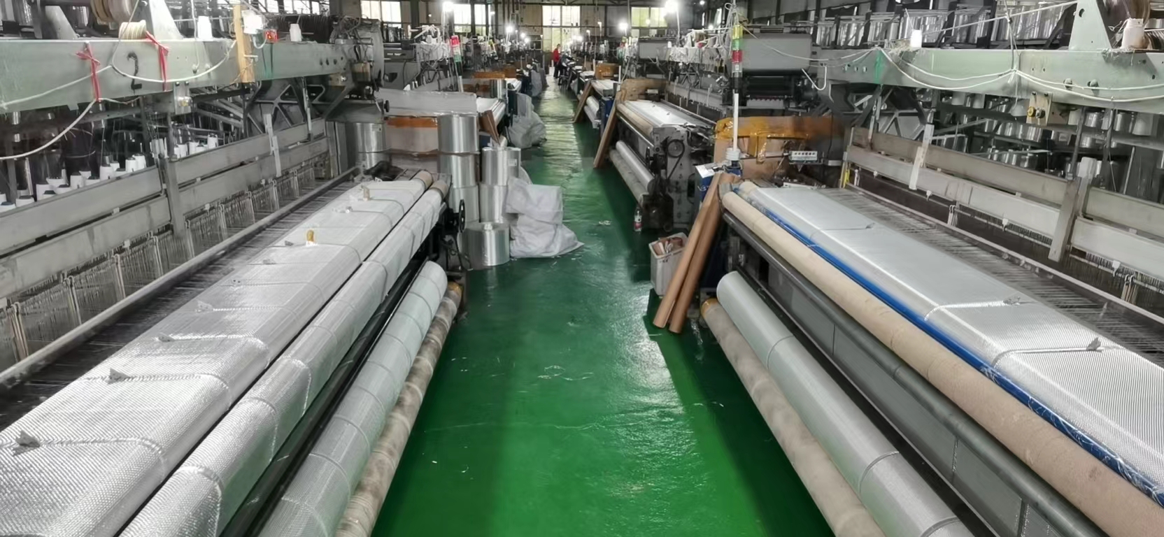 Linka na výrobu tkaniny zo sklenených vlákien