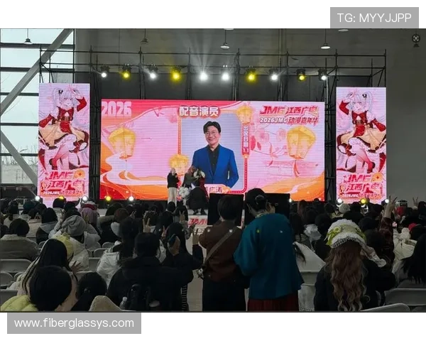 三亿真人玩家共同参与的线上赛事，带来激烈的竞技体验和丰富的奖励